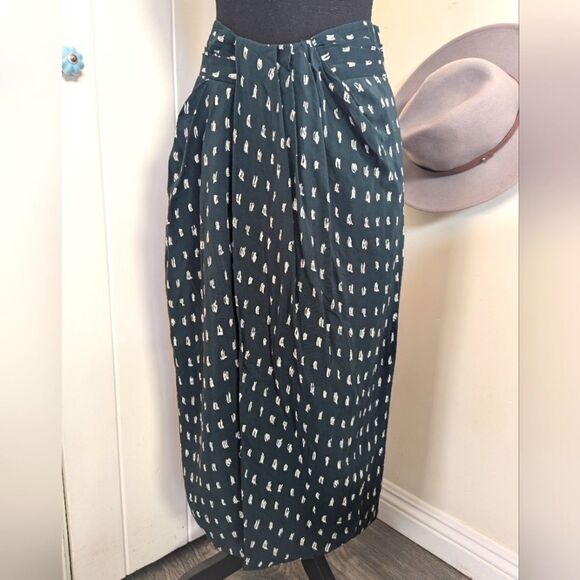 MM Lafleur 4 Tulip Green White Polka Dot Skirt Retro Whimsigoth Dark Feminine - Picture 1 of 8
